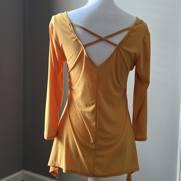 Prospect Blvd Size Small mustard yellow tunic - Picture 3 of 5